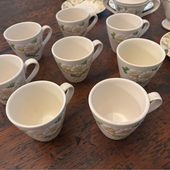 Poppy Trail By Metlox Vintage Daisy 21 Pc  Bowl/tea Set Made In California 1073 - Picture 5 of 11